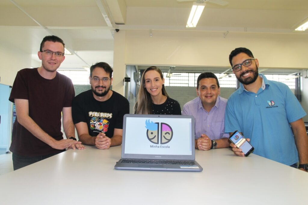 Minha Escola aposta na tecnologia para ajudar a construir educação do futuro
