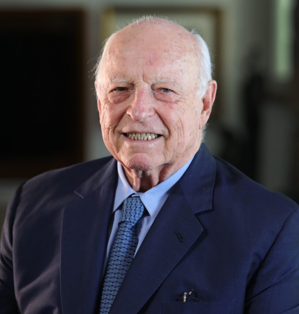 Pressão da sociedade é essencial para mudanças, alerta Jorge Gerdau