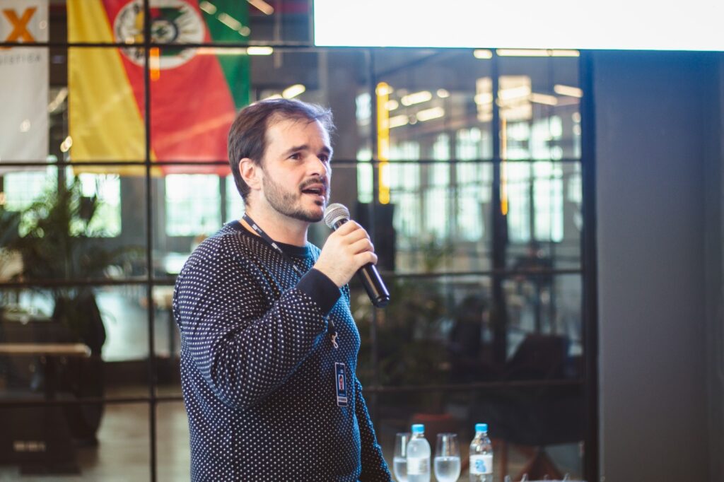 Douglas Ulian, gerente executivo de arquitetura e soluções digitais da RBS falou sobre o atual desafio da empresa