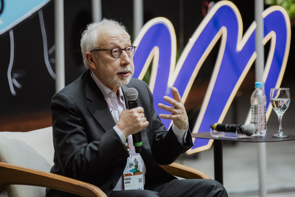 “Funcionou porque foi uma inovação”, afirma Pérsio Arida, um dos criadores do Plano Real